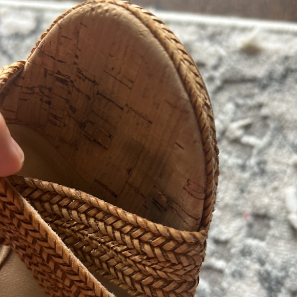 Stuart Weitzman Minx cork woven sandal - Picture 7 of 11